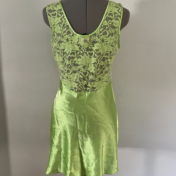 Victoria's Secret Sz M Y2K Lime Green Lace and Satin Slip Dress Lingerie - Picture 4 of 8
